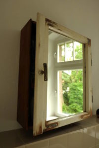Upcycling Cabinet with mirror